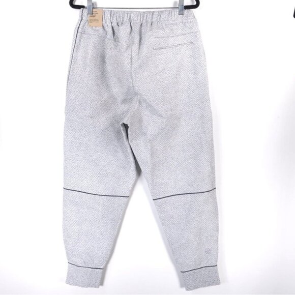 NWT Nike Forward Therma Fit ADV Tech Pack Gray Joggers Men's DQ4266-084 MEDIUM - Picture 5 of 16